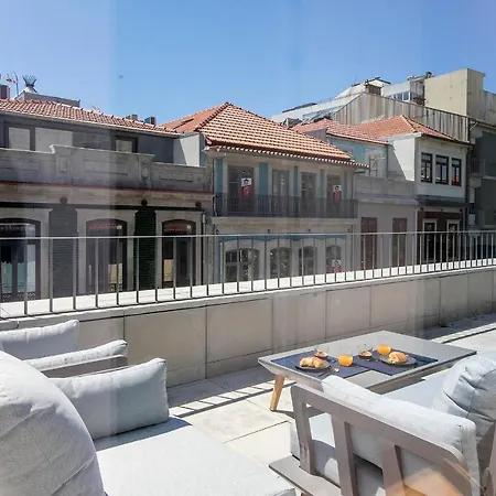 Luminous Premium Loft W/ac & Terrace By Lovelystay Appartement Porto