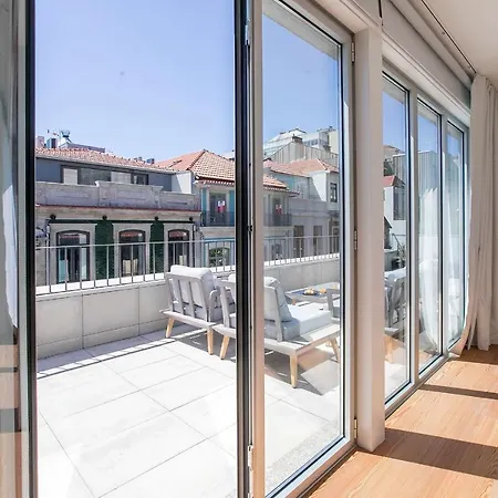 Luminous Premium Loft W/ac & Terrace By Lovelystay